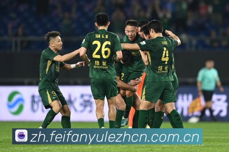 美国网球巨人伊斯内尔的发球威力与职业生涯精彩瞬间解析赛场观察:最新赛事动态与深度分析 美国网球巨人伊斯内尔的发球威力与职业生涯精彩瞬间解析赛场观察:最新赛事动态与深度分析